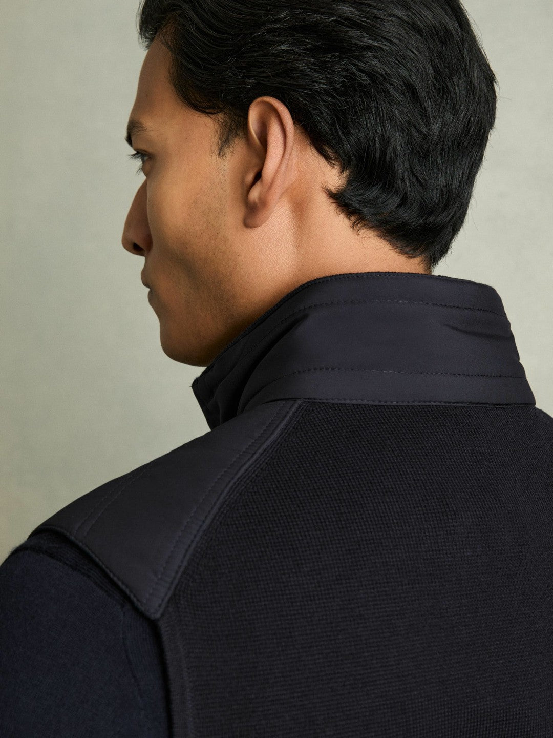 Reiss Hybrid Quilt and Knit Zip-Through Gilet in Navy
