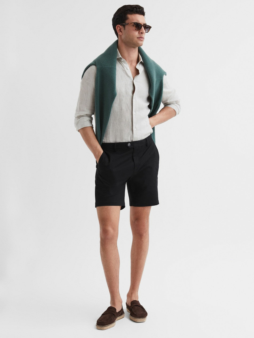 Reiss Short Length Casual Chino Shorts in Black