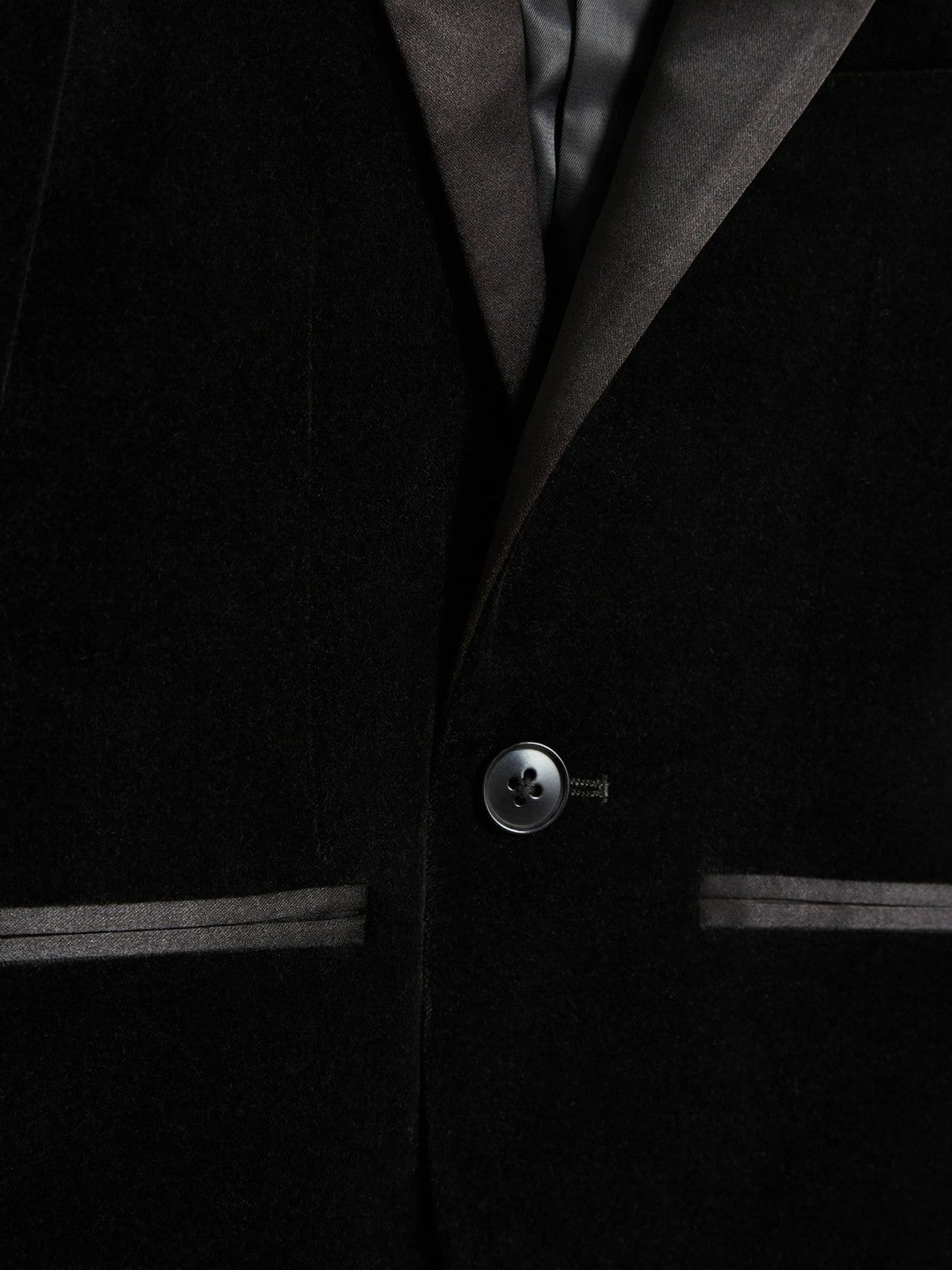 Reiss 3-9 yrs Single Breasted Velvet Blazer in Black