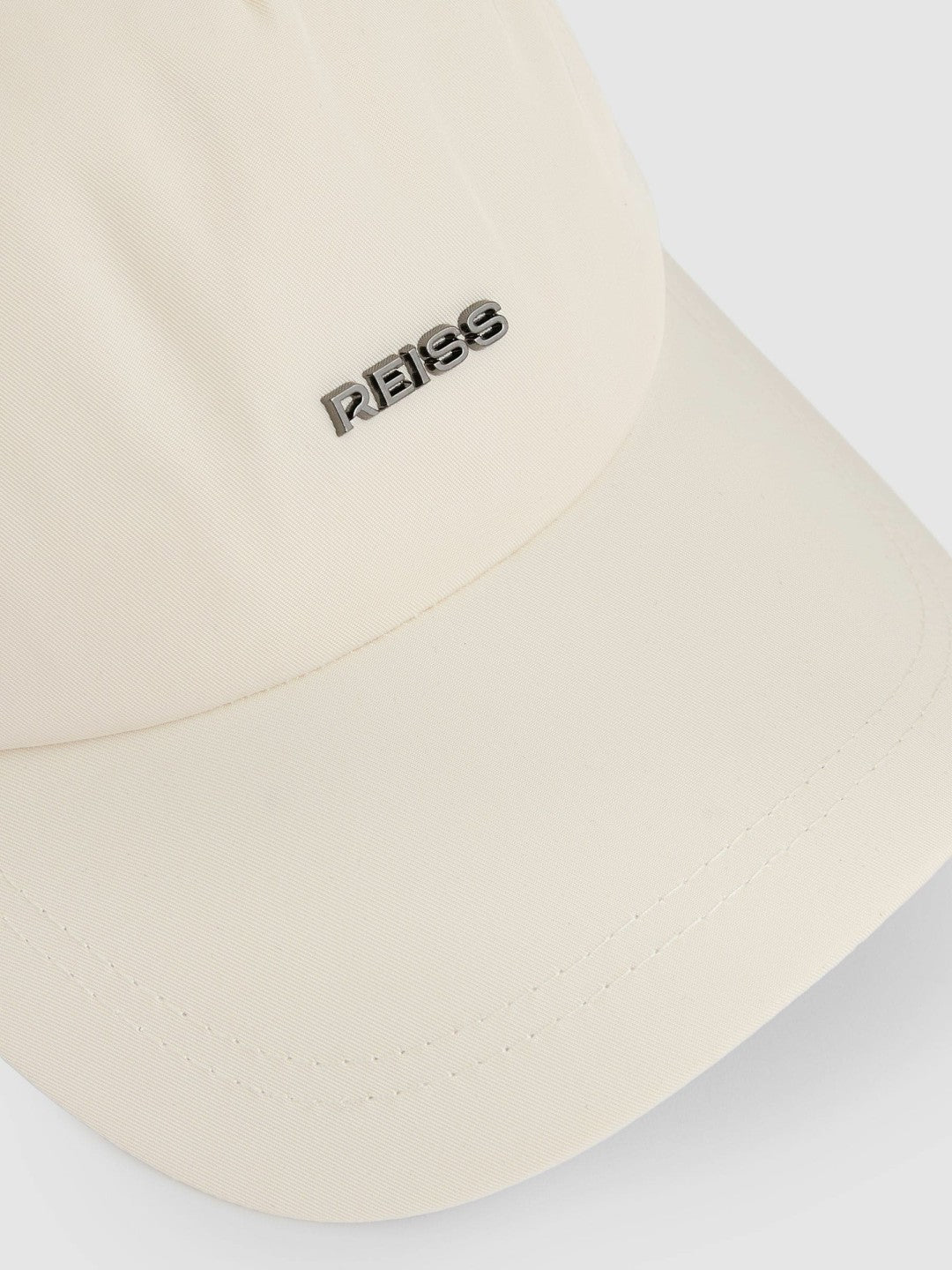 Reiss Logo Lettering Baseball Cap in Ecru