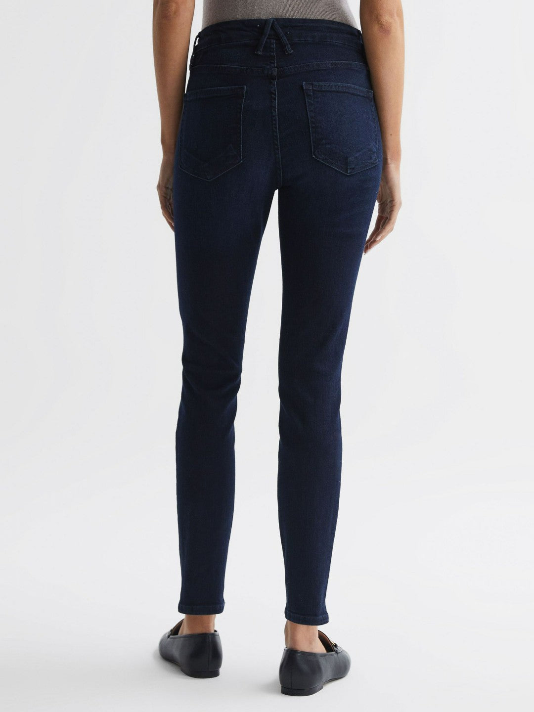Reiss Good American Sculpting Skinny Jeans in Mid Blue