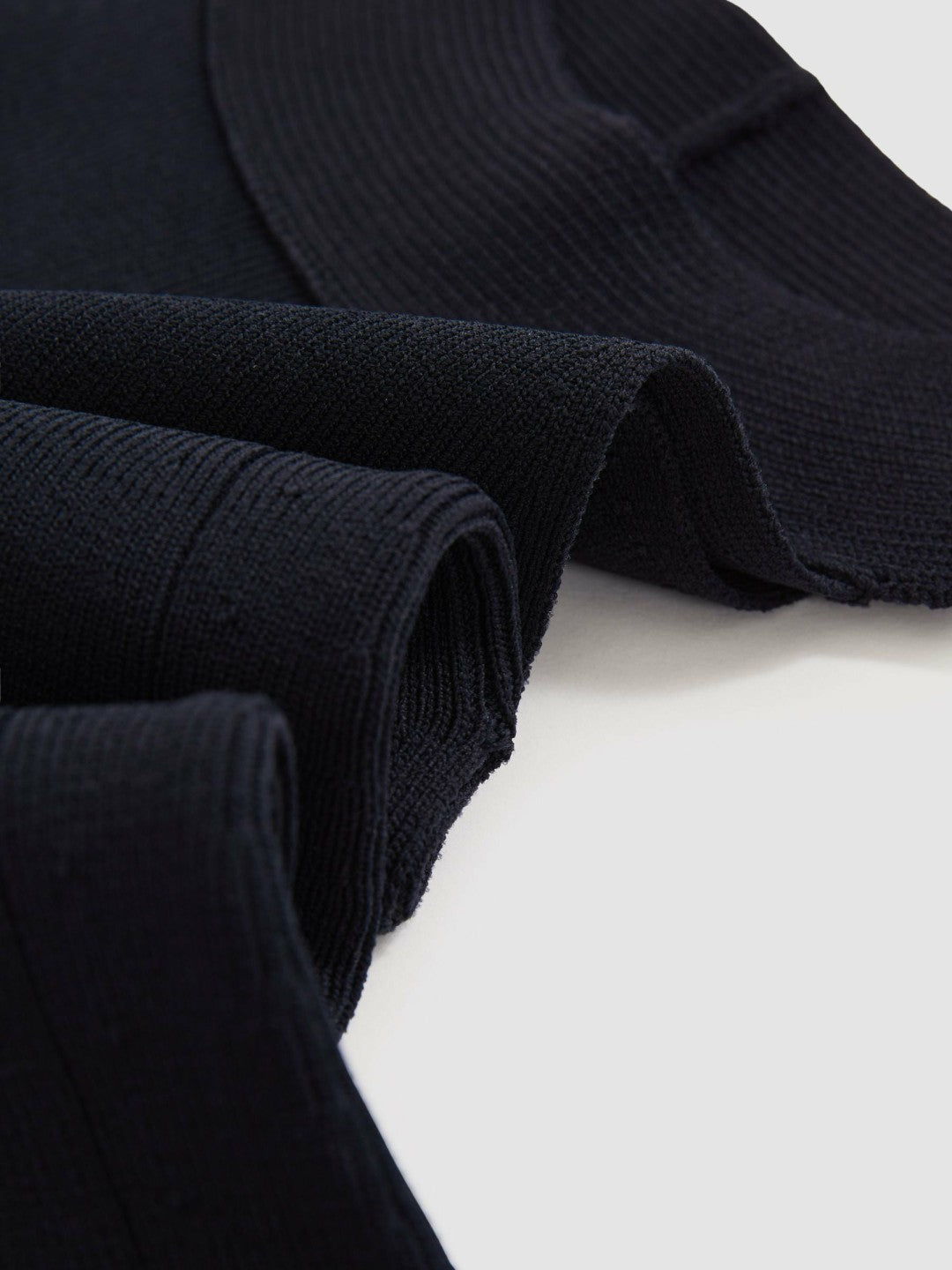Reiss Rib Knit High Neck Vest in Navy
