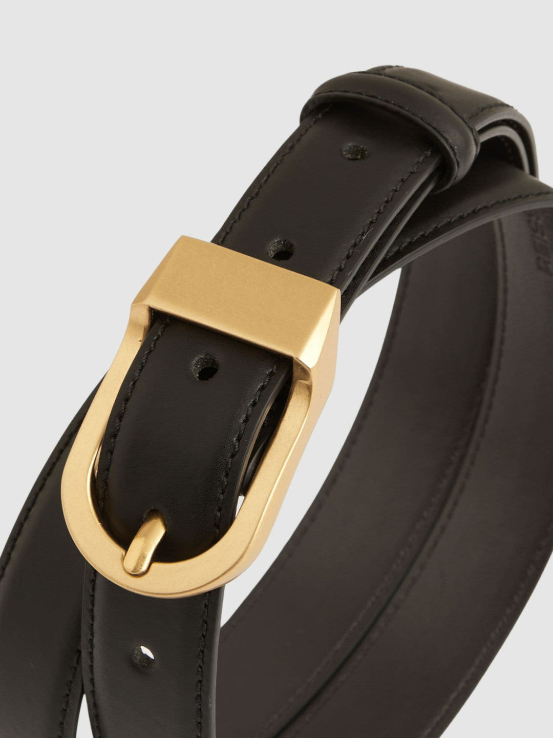 Reiss Leather Curved-Buckle Belt in Black