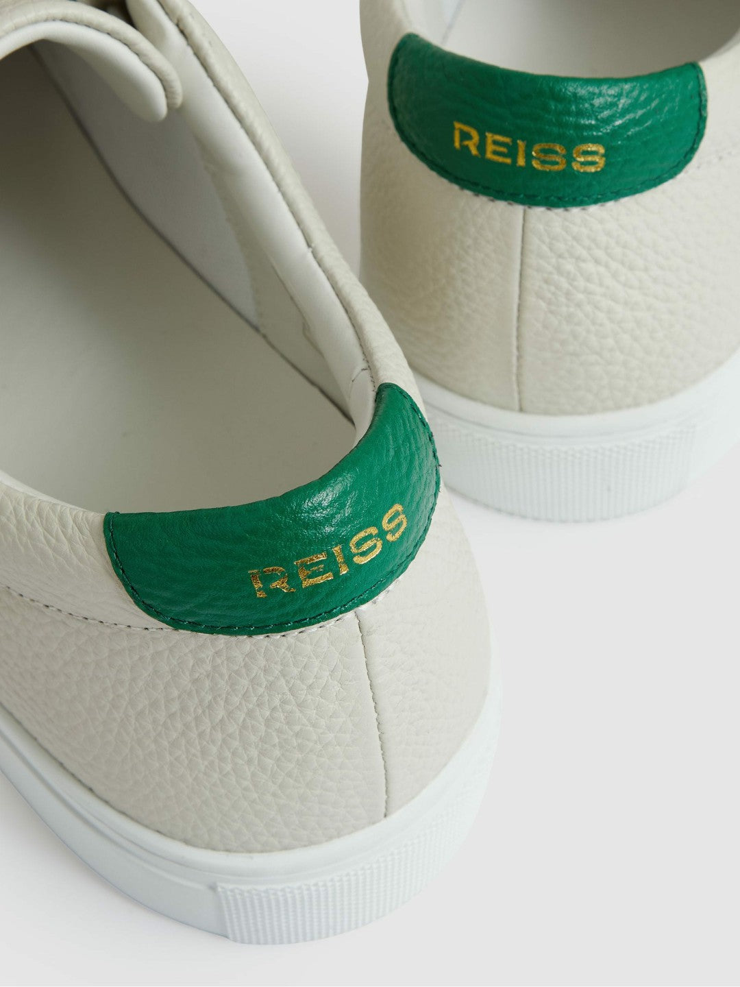 Reiss Tumbled-Leather Low-Top Trainers in Off White/Green