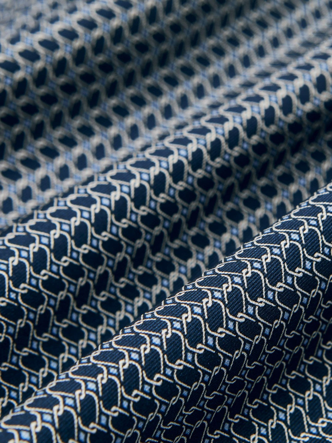 Reiss Geo Chain Detail Pocket Square in Navy