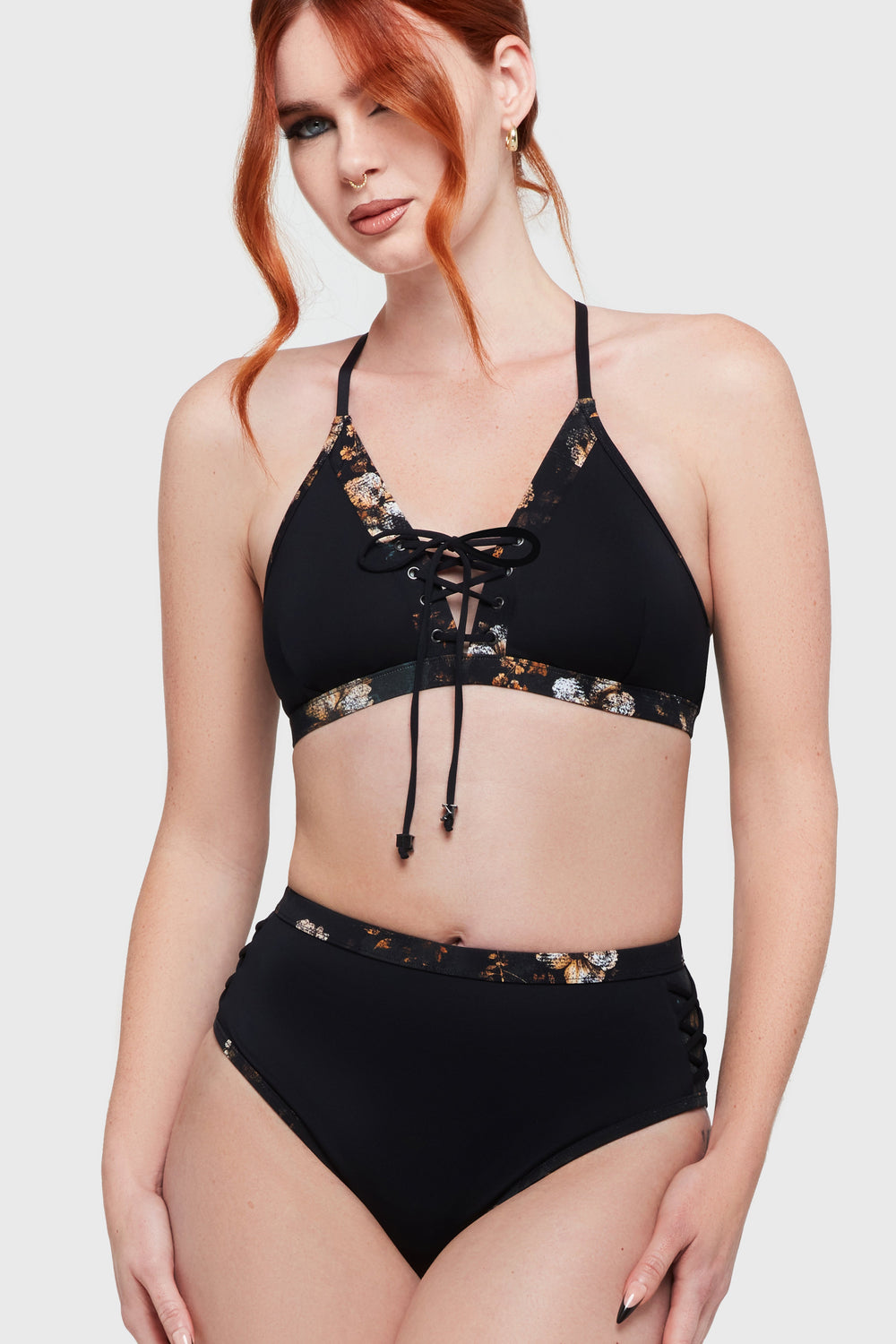 Cinder Root Bikini Top Killstar / Womens