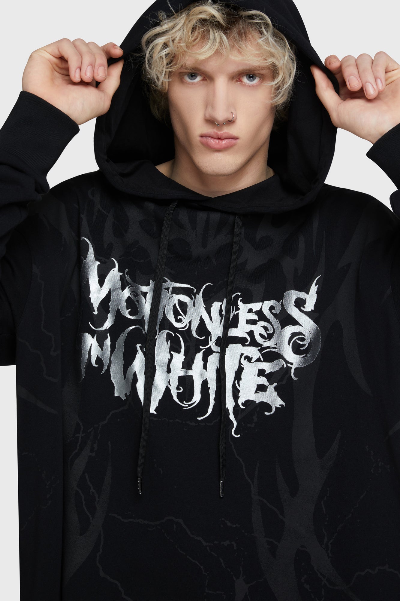 Pitch Black Evil Hooded Cloak Killstar / Womens