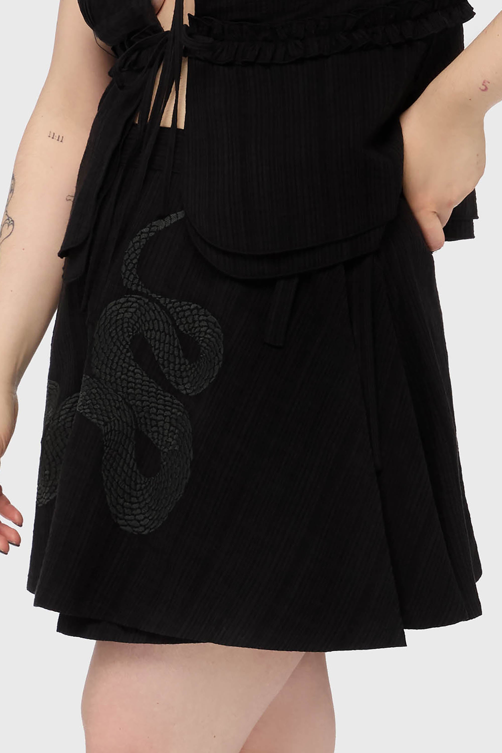 The Hollow Embroidered Mini Skirt Killstar / Womens