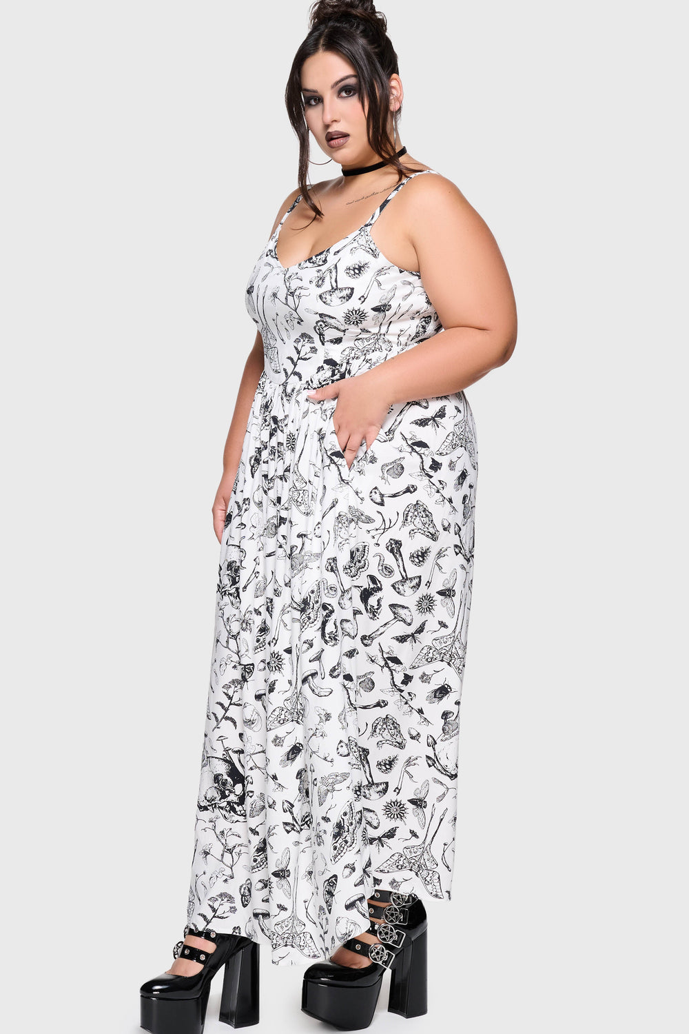 Junniper Maxi Dress [WHITE/BLACK] Killstar / Womens