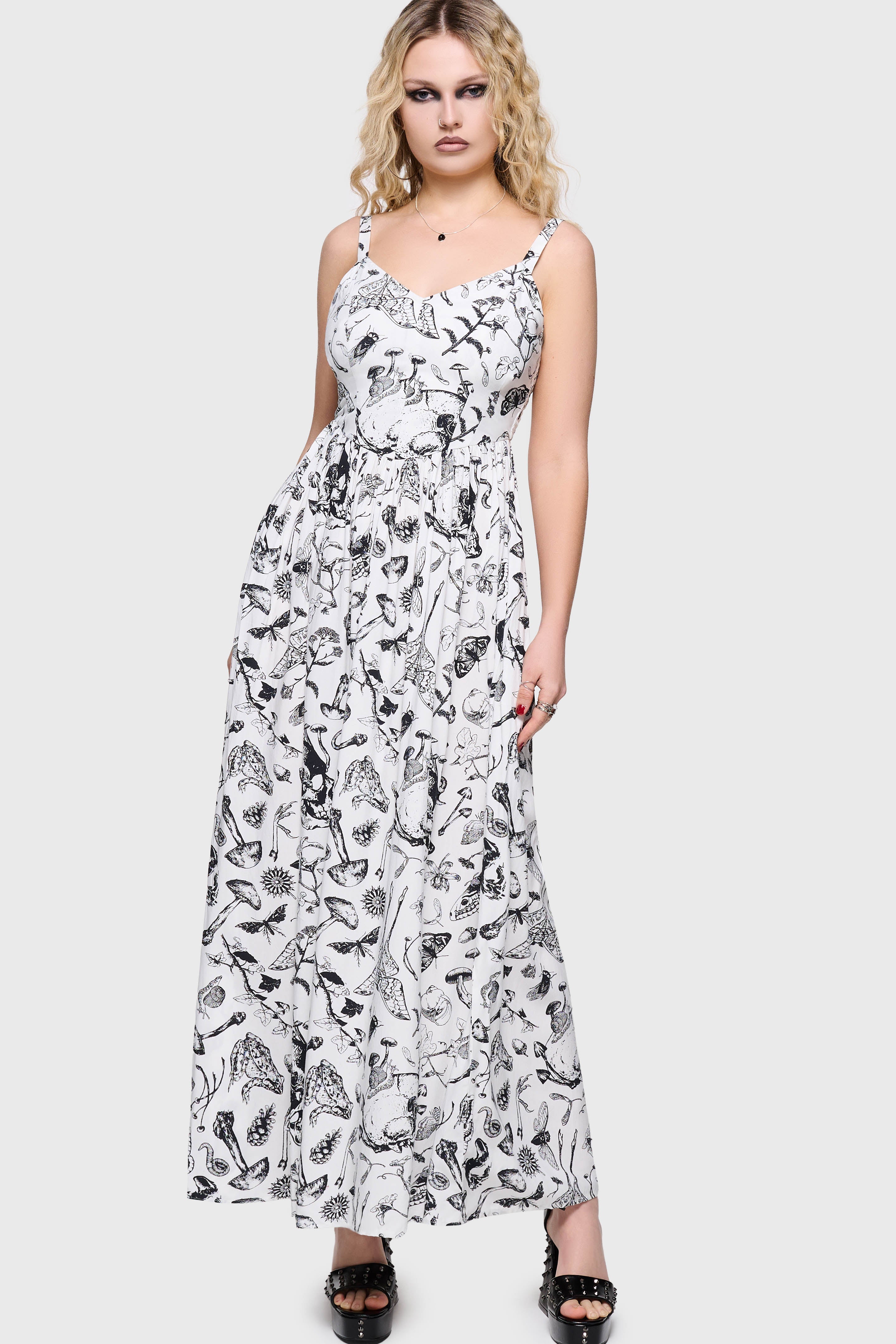 Junniper Maxi Dress [WHITE/BLACK] Killstar / Womens