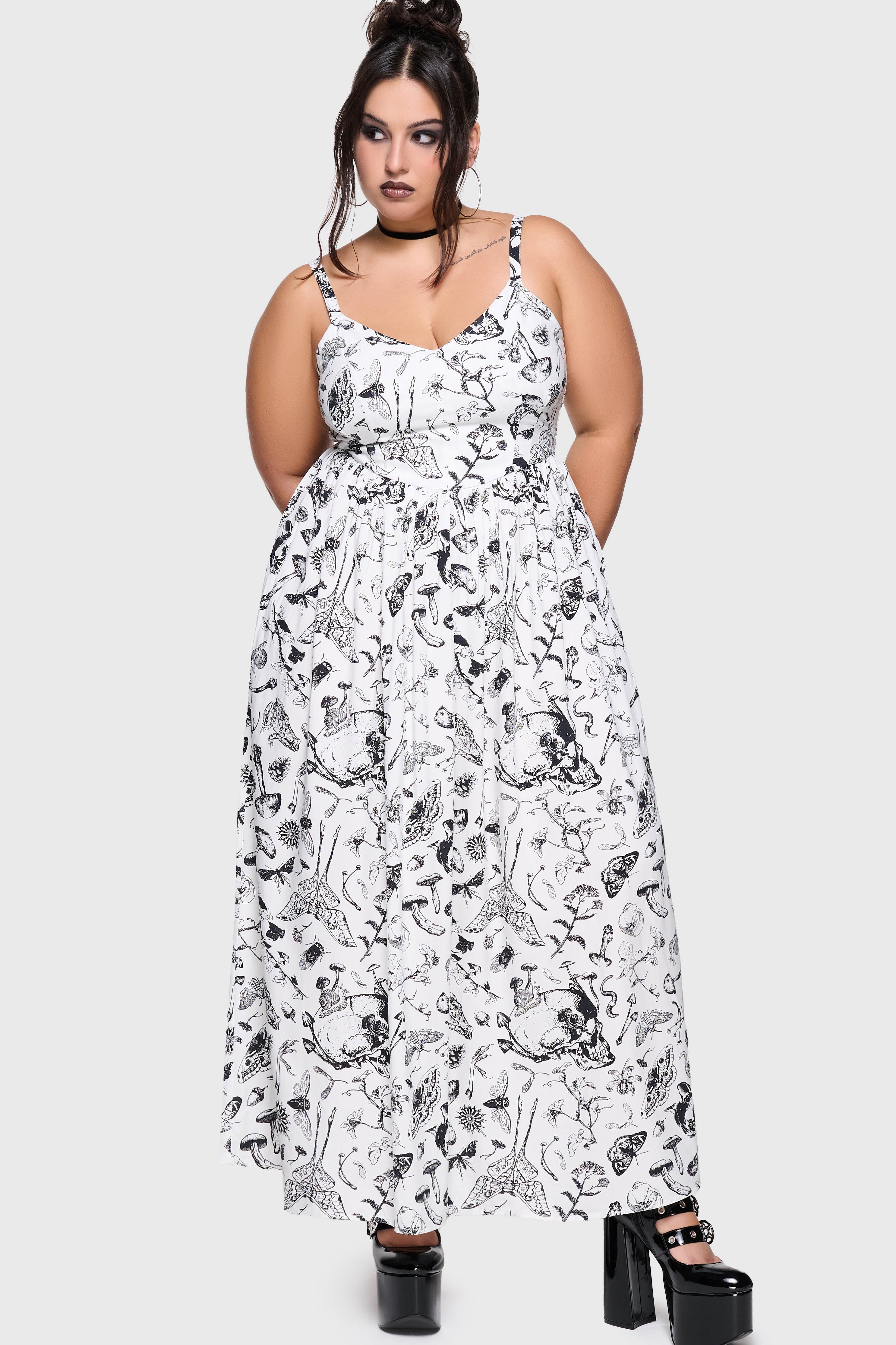 Junniper Maxi Dress [WHITE/BLACK] Killstar / Womens
