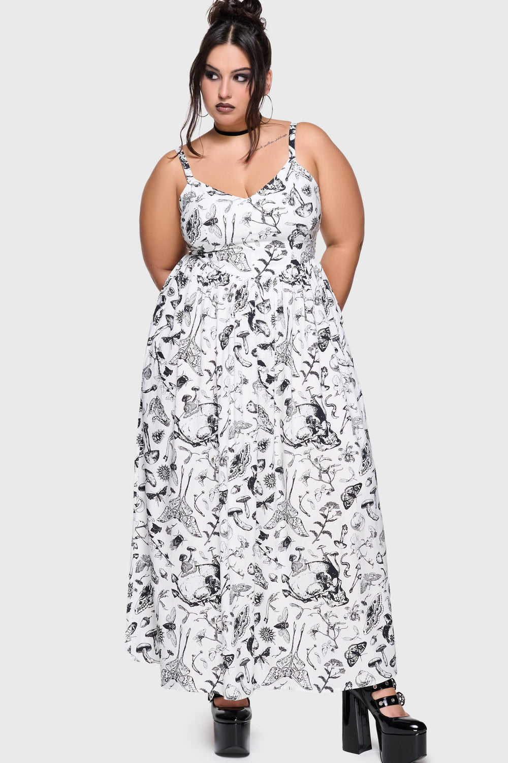 Junniper Maxi Dress [WHITE/BLACK] Killstar / Womens
