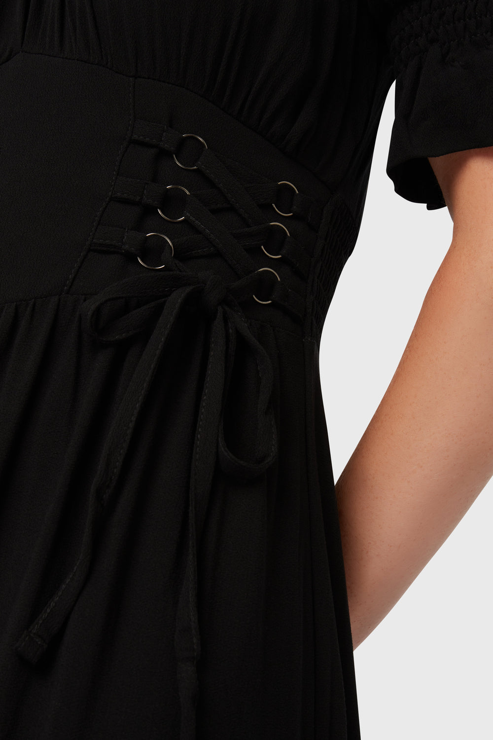 Jocasta Maxi Dress Short Sleeve [BLACK] Killstar / Womens
