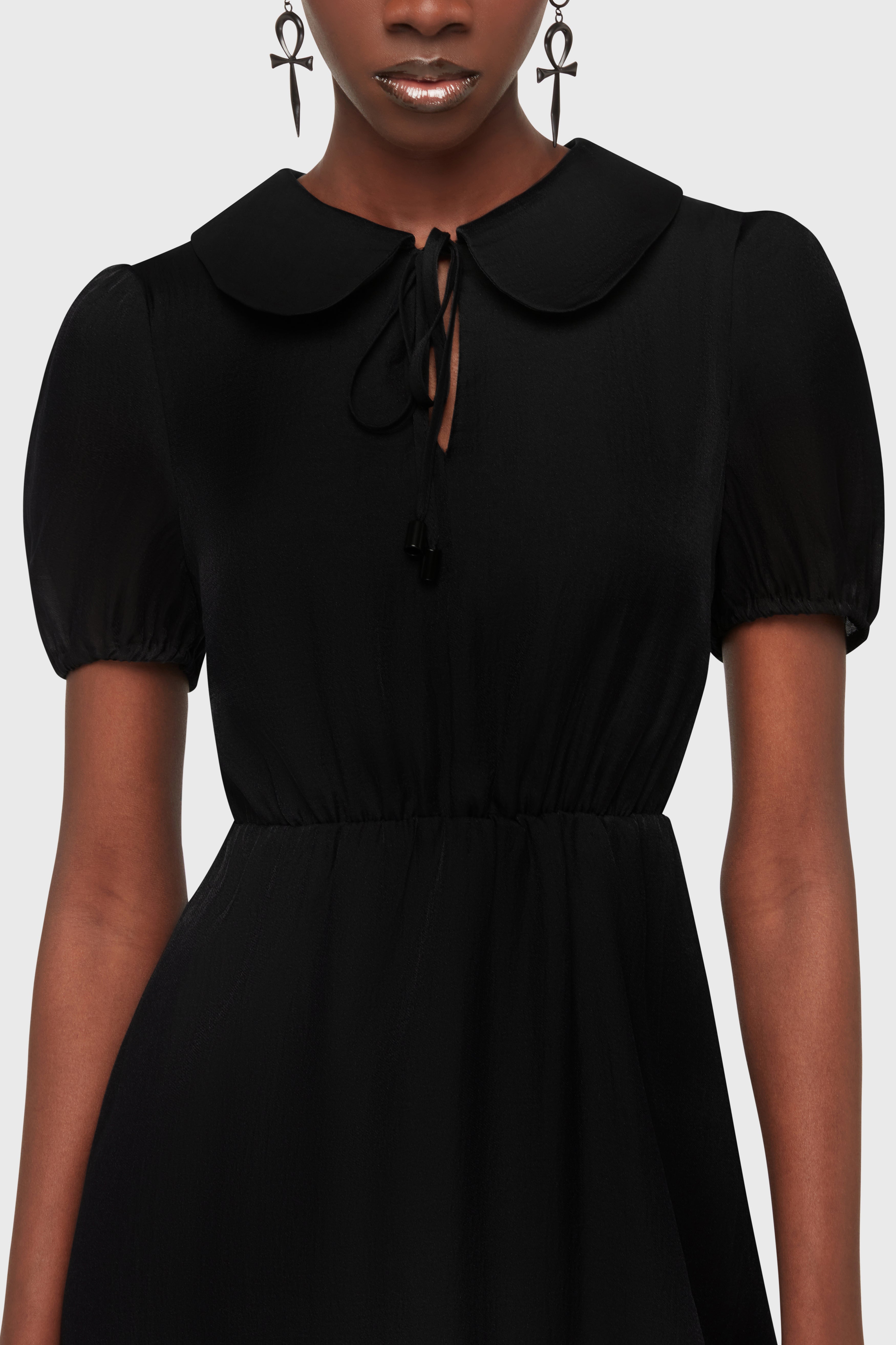 Velcarin Dress Killstar / Womens