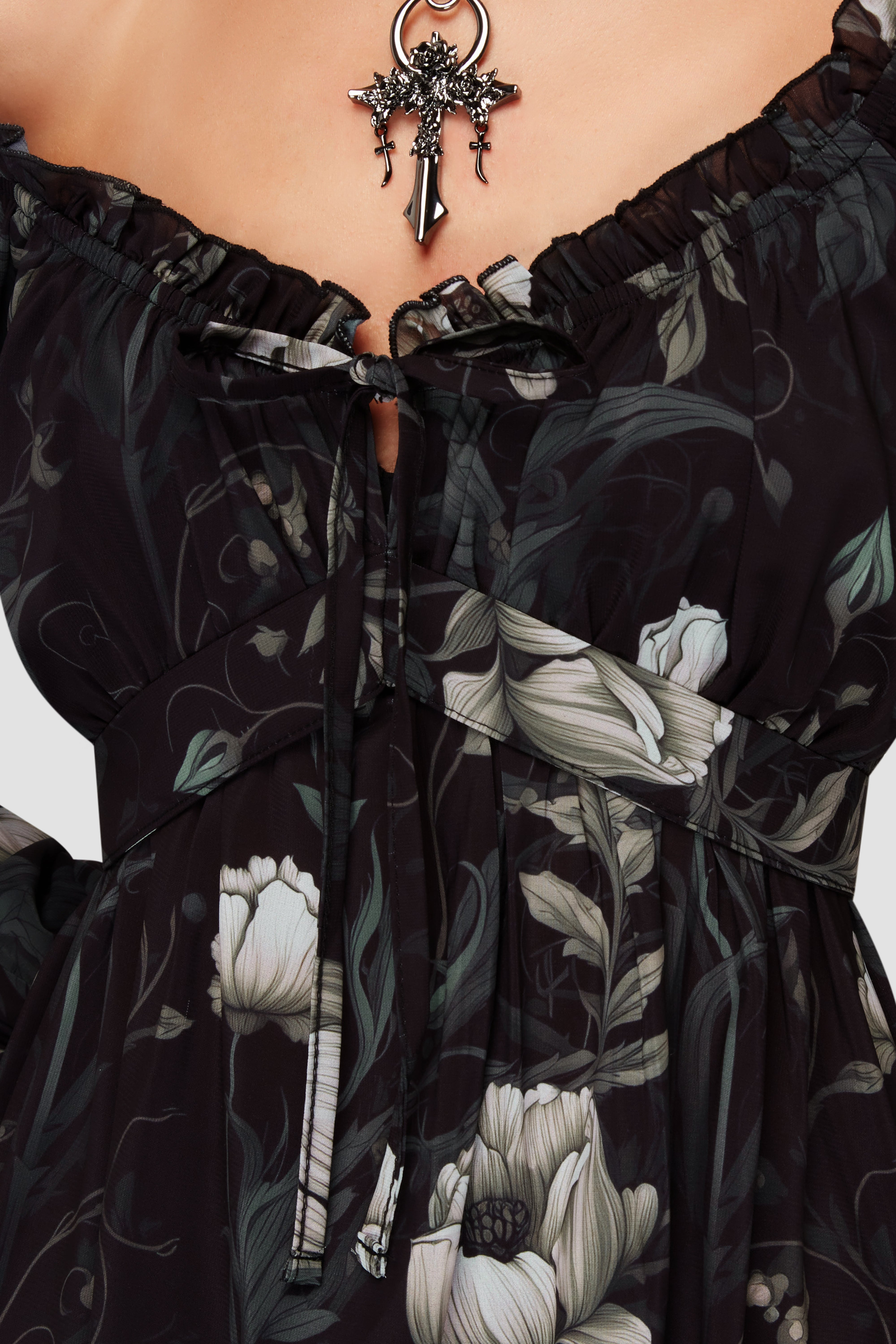 Ivory's Chorus Midi Dress Killstar / Womens