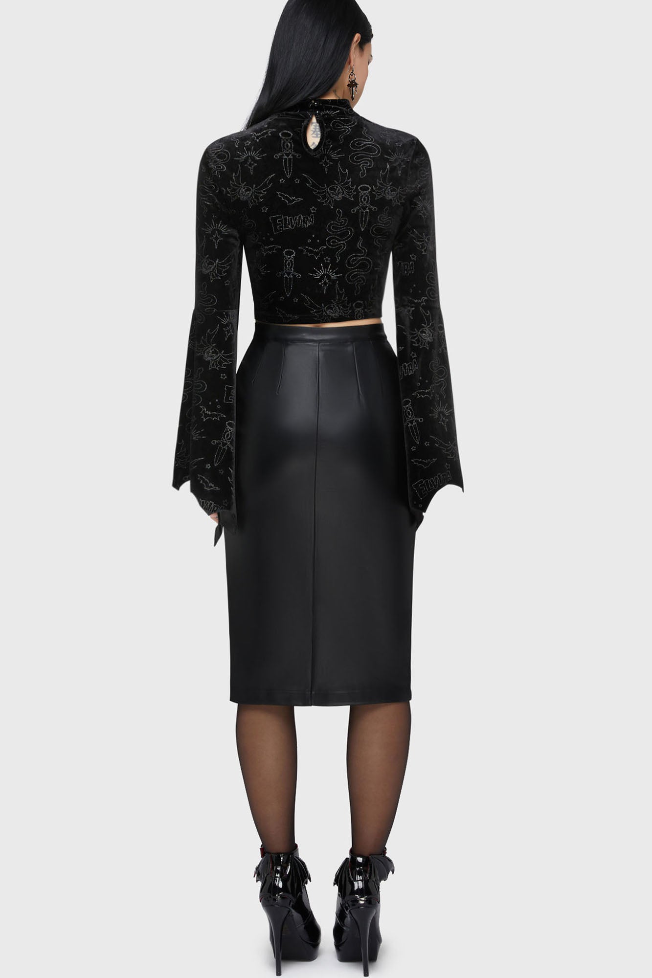 Yours Cruelly Bat Sleeve Top Killstar / Womens