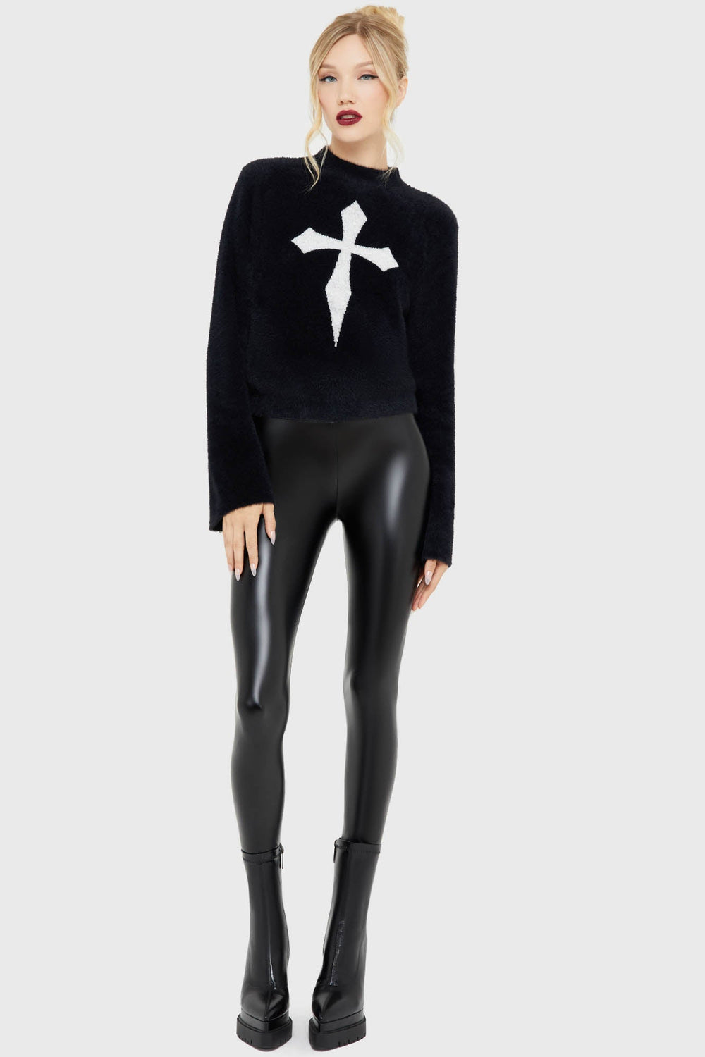 Dead Romantic Sweater [BLACK/WHITE] Killstar / Womens