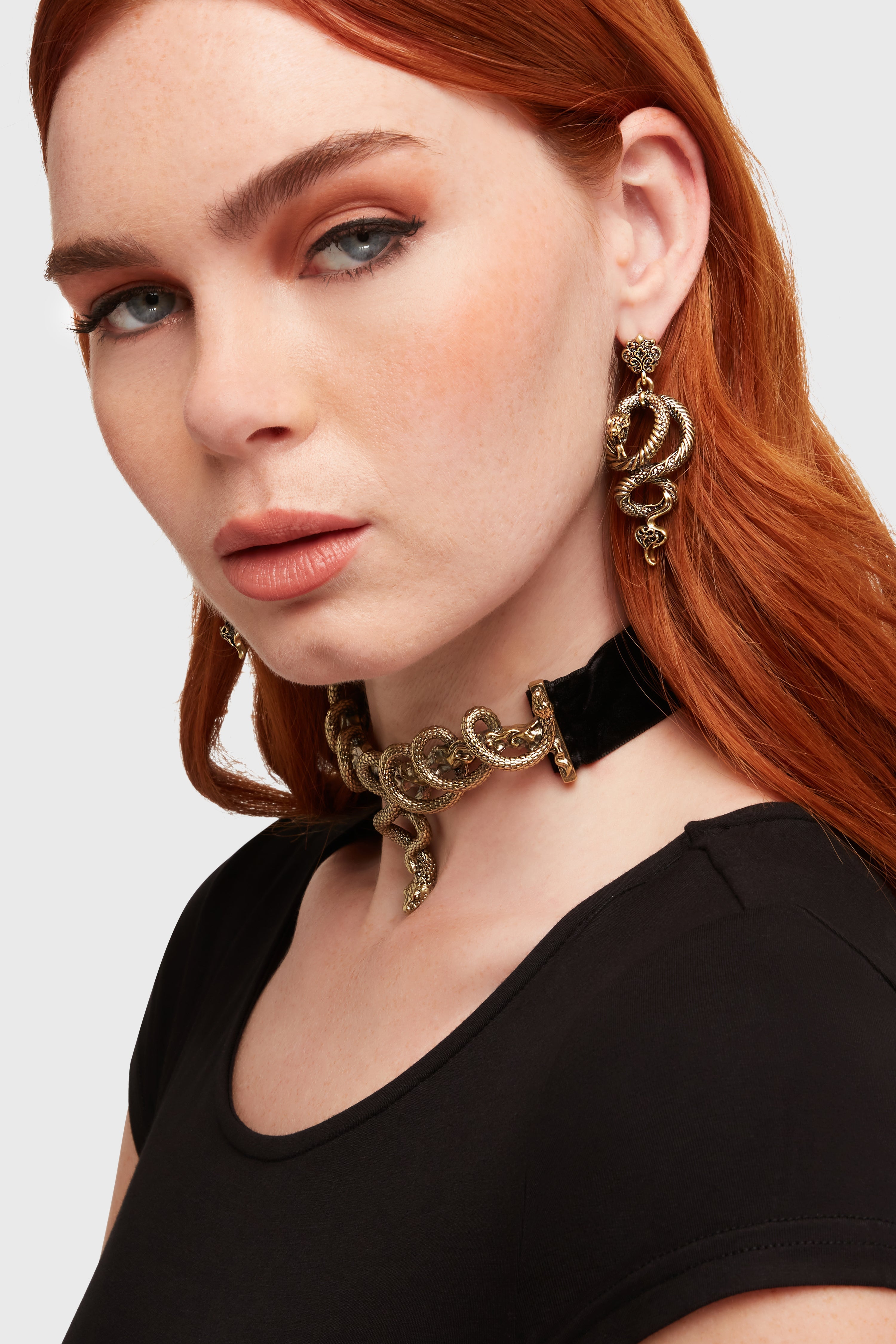 Deadly Coil Choker [Gold] Killstar / Womens