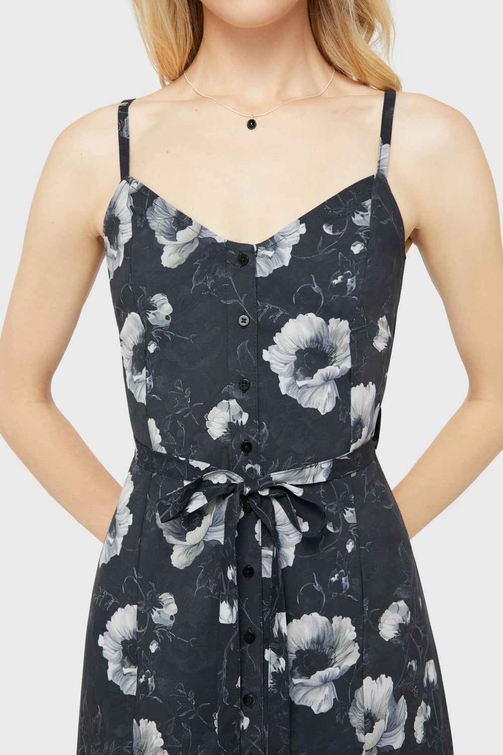 Cottage Chorus Maxi Dress [BLACK AND WHITE] Killstar / Womens