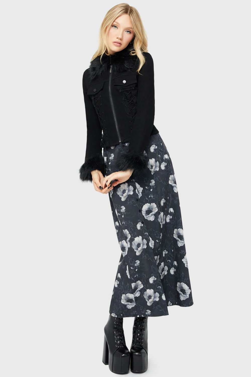 Cottage Chorus Maxi Dress [BLACK AND WHITE] Killstar / Womens