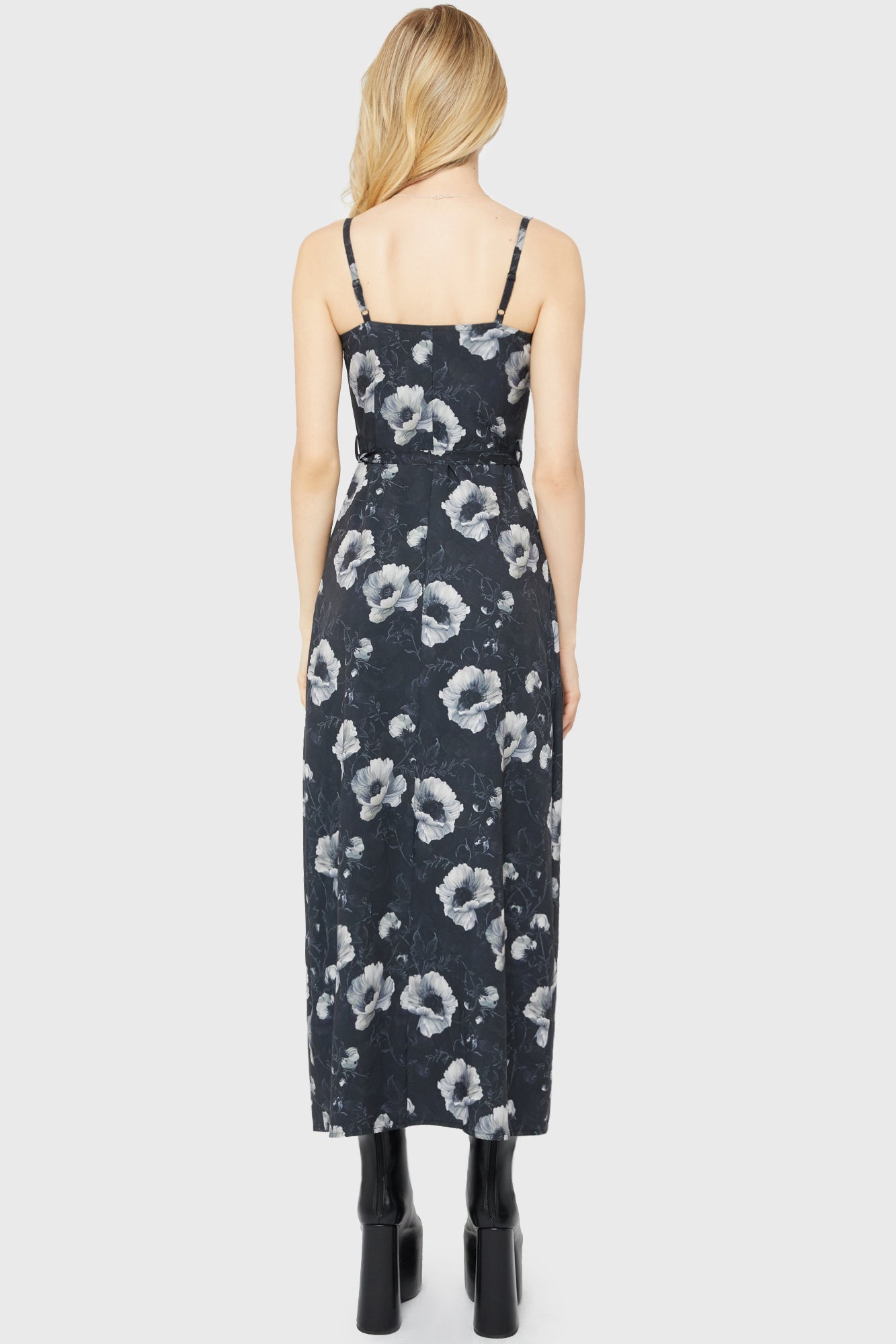 Cottage Chorus Maxi Dress [BLACK AND WHITE] Killstar / Womens