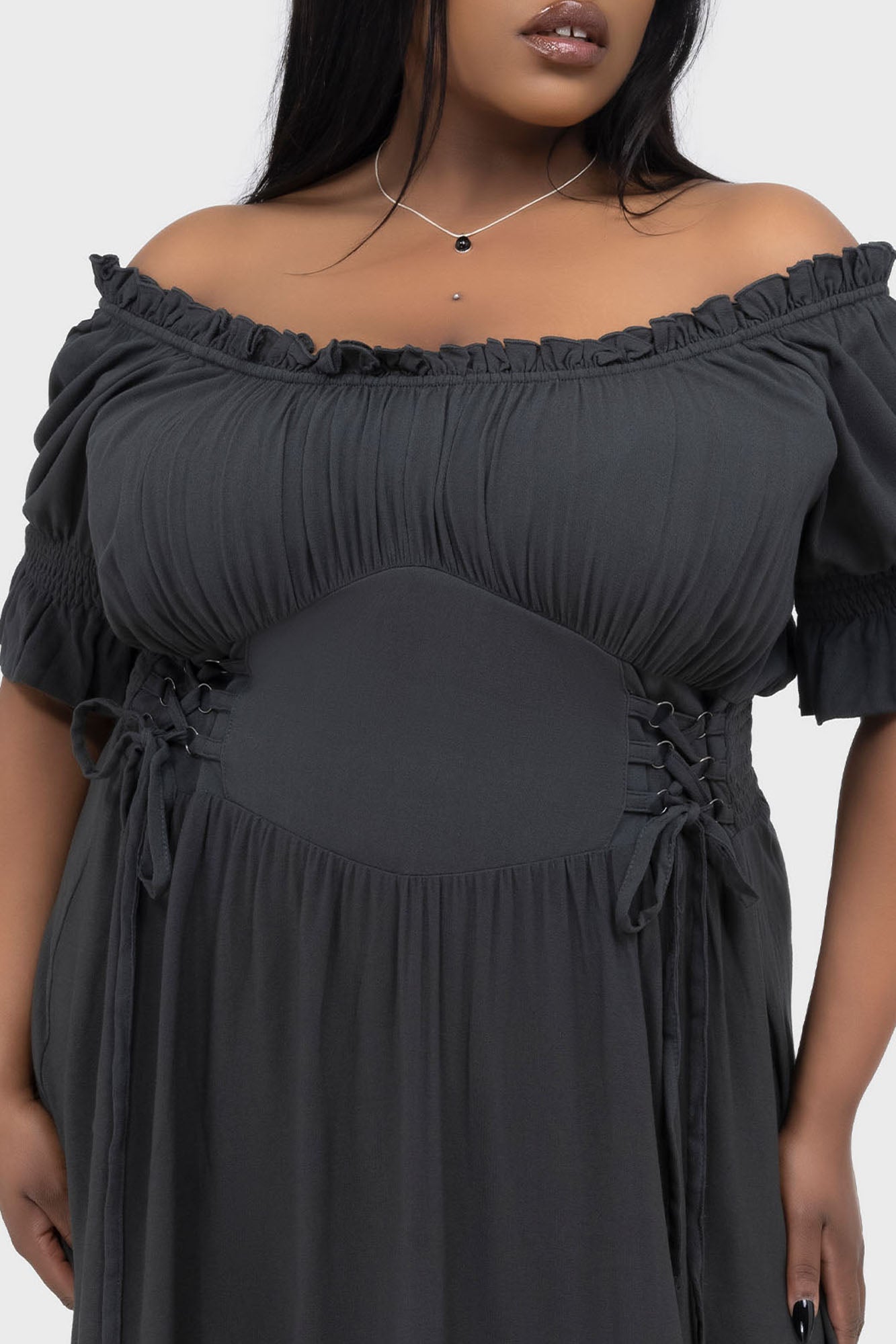 Jocasta Maxi Dress Short Sleeve [GREEN] Killstar / Womens
