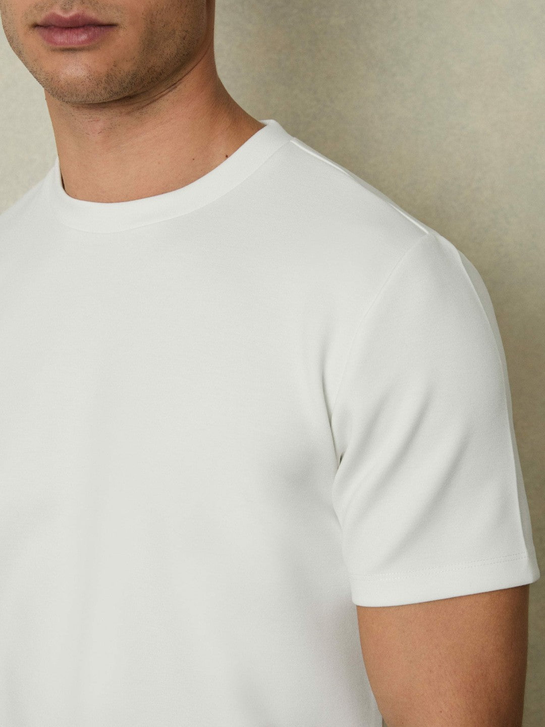 Reiss Interlock Jersey Crew Neck T-Shirt in White