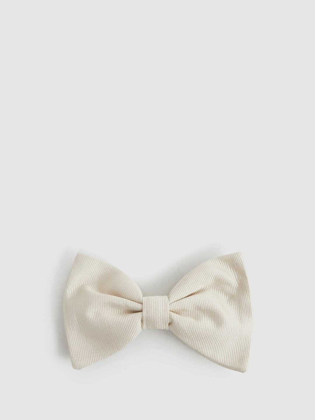 Reiss Grosgrain Silk Bow Tie in Ivory