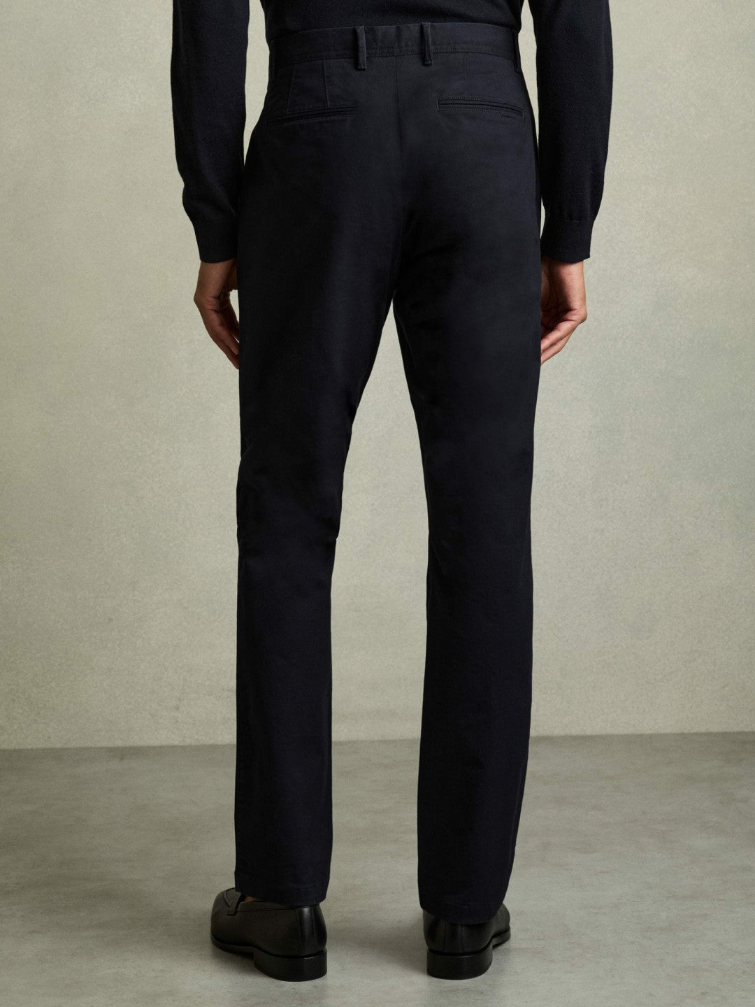 Reiss Slim Fit Washed Cotton Blend Chinos in Navy