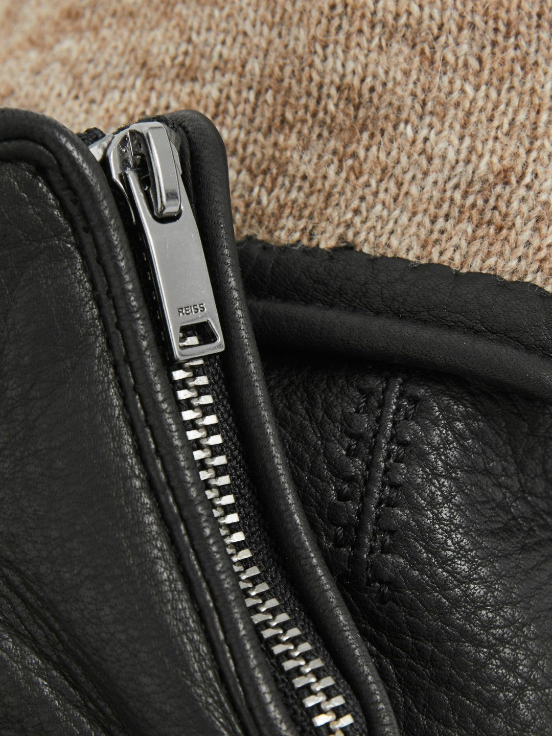 Reiss Leather Zip-Side Gloves in Black