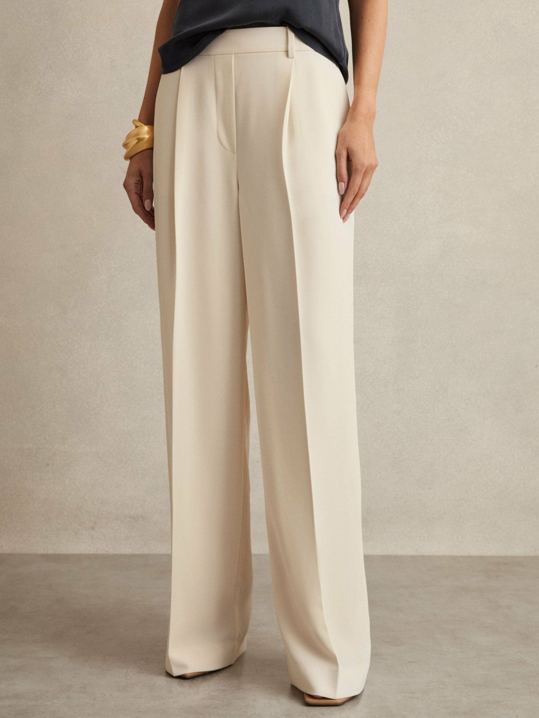 Reiss Petite Elasticated-Waist Wide-Leg Twill Trousers in Cream