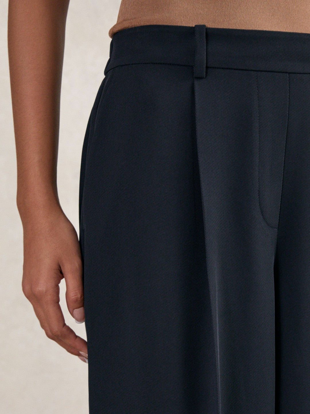 Reiss Petite Elasticated-Waist Wide-Leg Twill Trousers in Navy