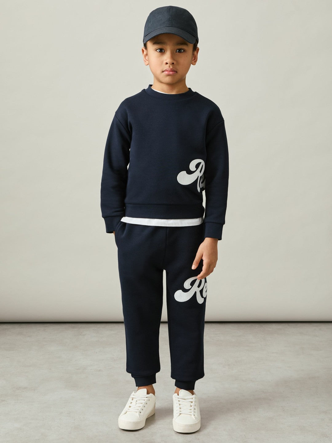 Reiss 9-13 yrs Cotton-Blend Logo Script Joggers in Navy