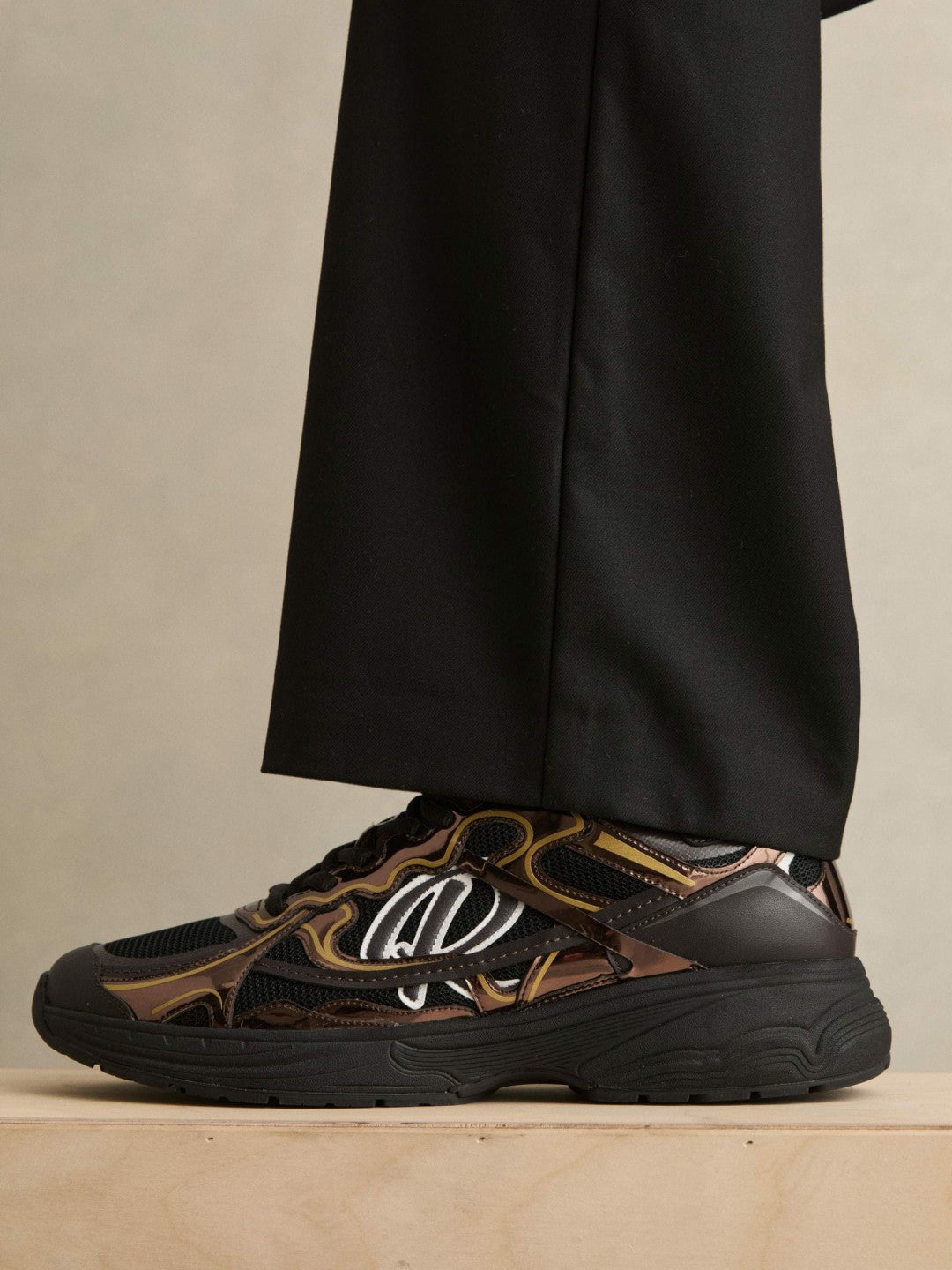 Reiss Overlay Logo Running Trainers in Electric Brown