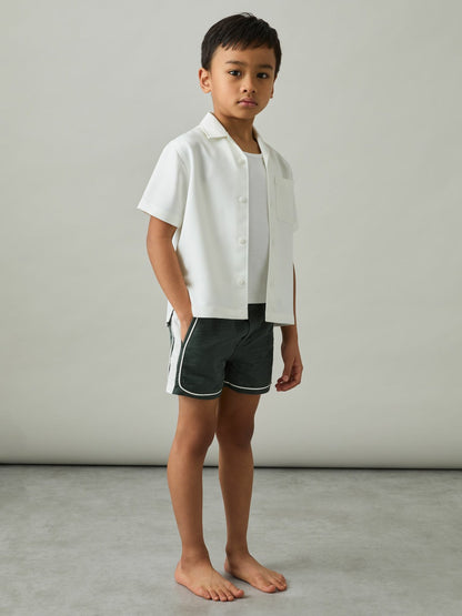 Reiss 3-9 yrs Colour-Block Piped Swim Shorts in Green/White