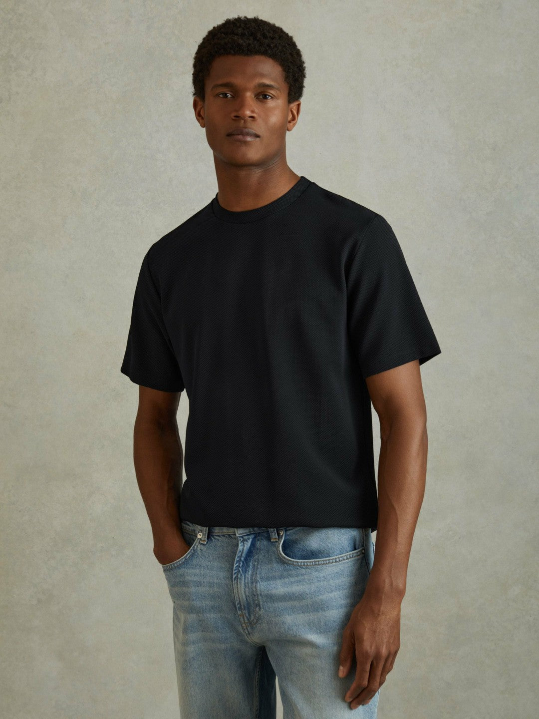 Reiss Textured Crew-Neck T-Shirt in Navy