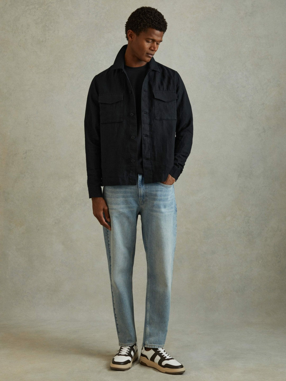 Reiss Textured Crew-Neck T-Shirt in Navy