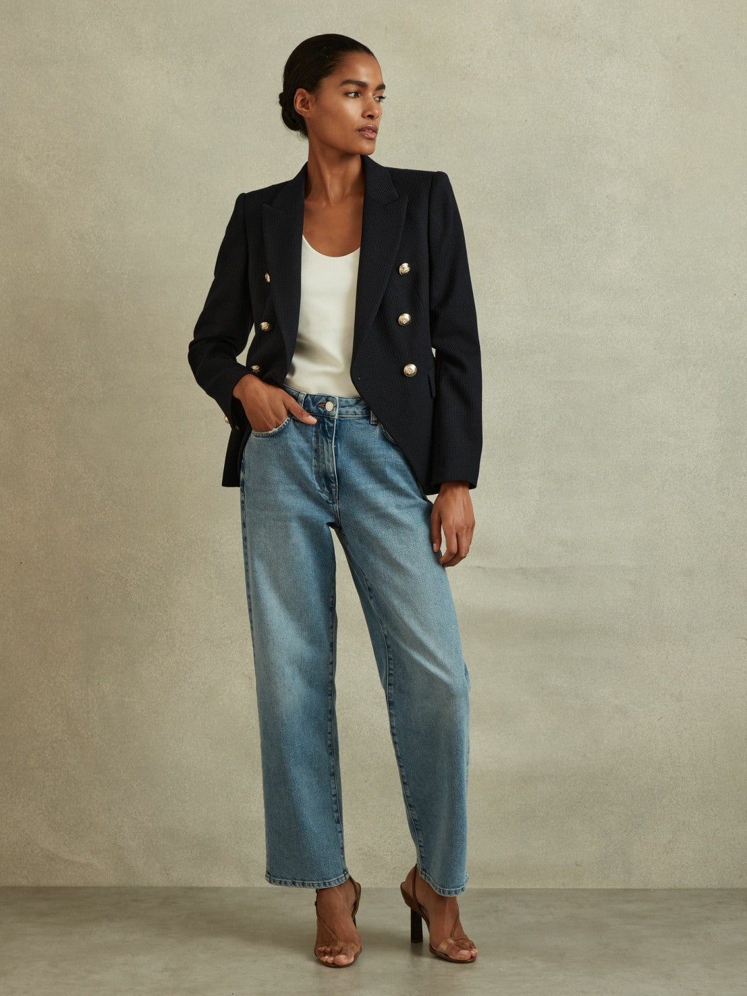 Reiss Petite Tailored Fit Textured Double Breasted Blazer in Navy