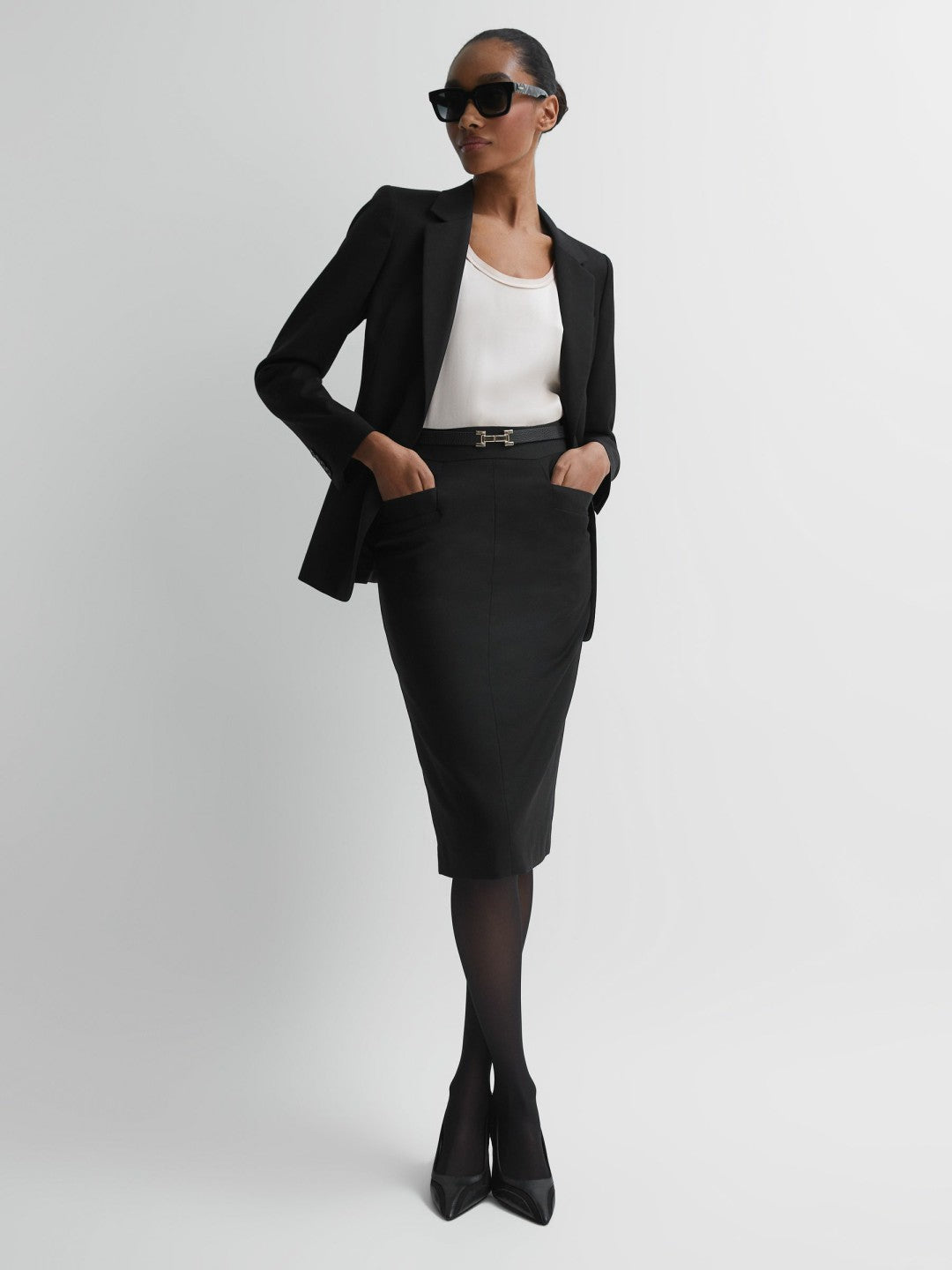 Reiss Petite Tailored Pencil Skirt in Black