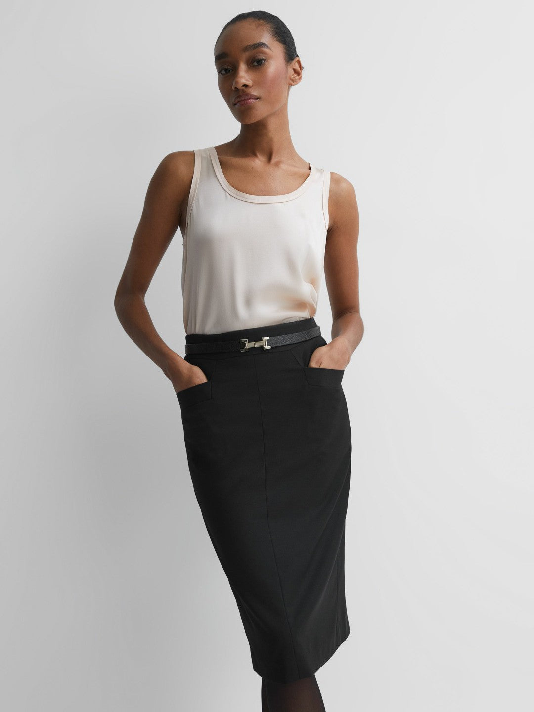 Reiss Petite Tailored Pencil Skirt in Black