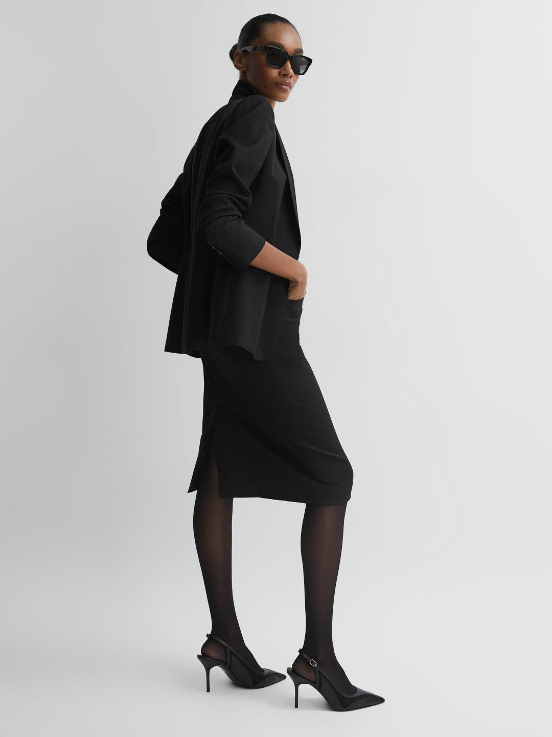 Reiss Petite Tailored Pencil Skirt in Black