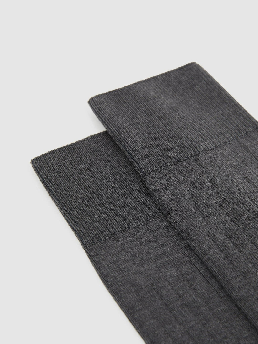 Reiss Ribbed Socks in Charcoal