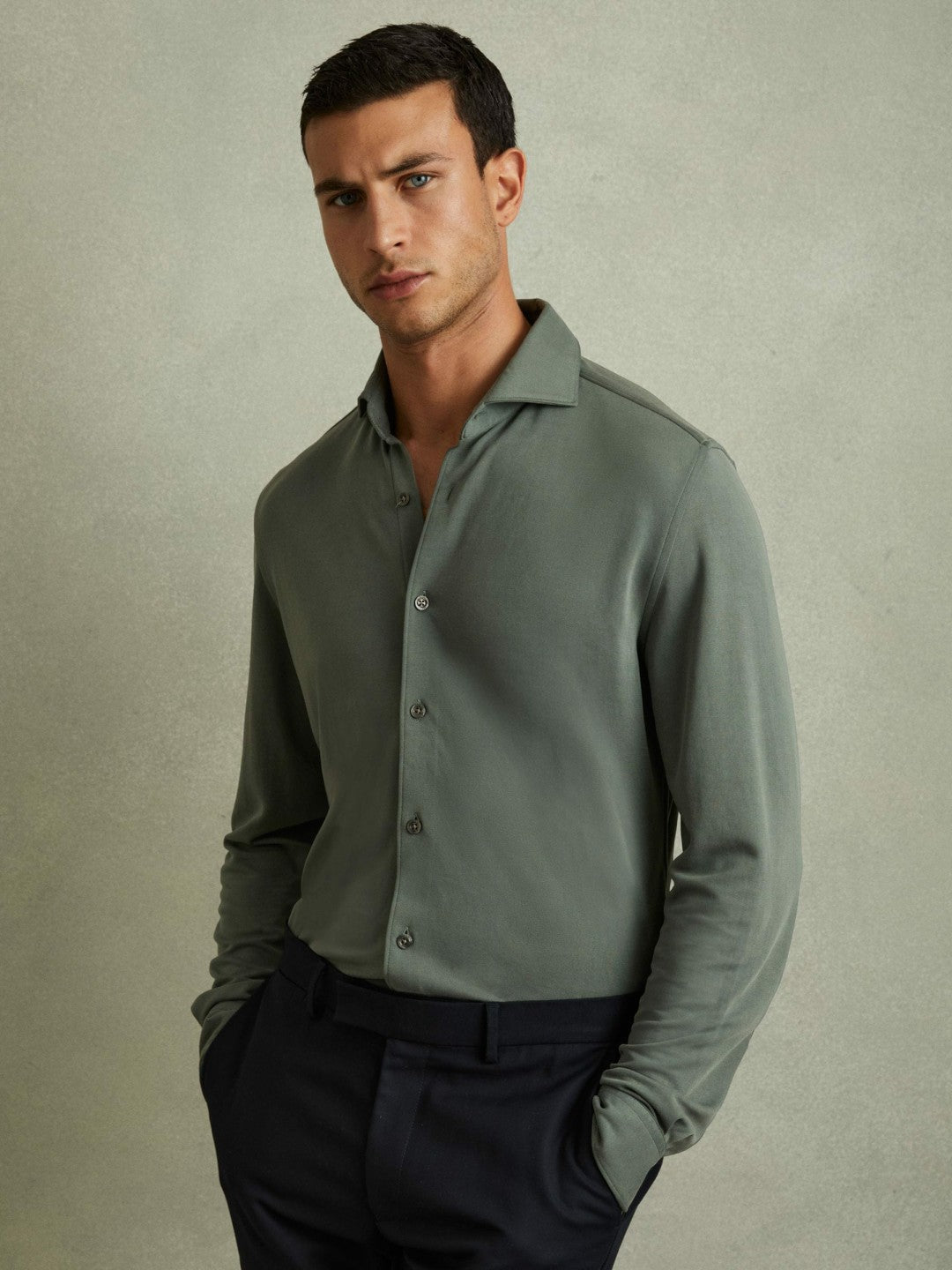 Reiss Modal Blend Cutaway Collar Shirt in Green Smoke