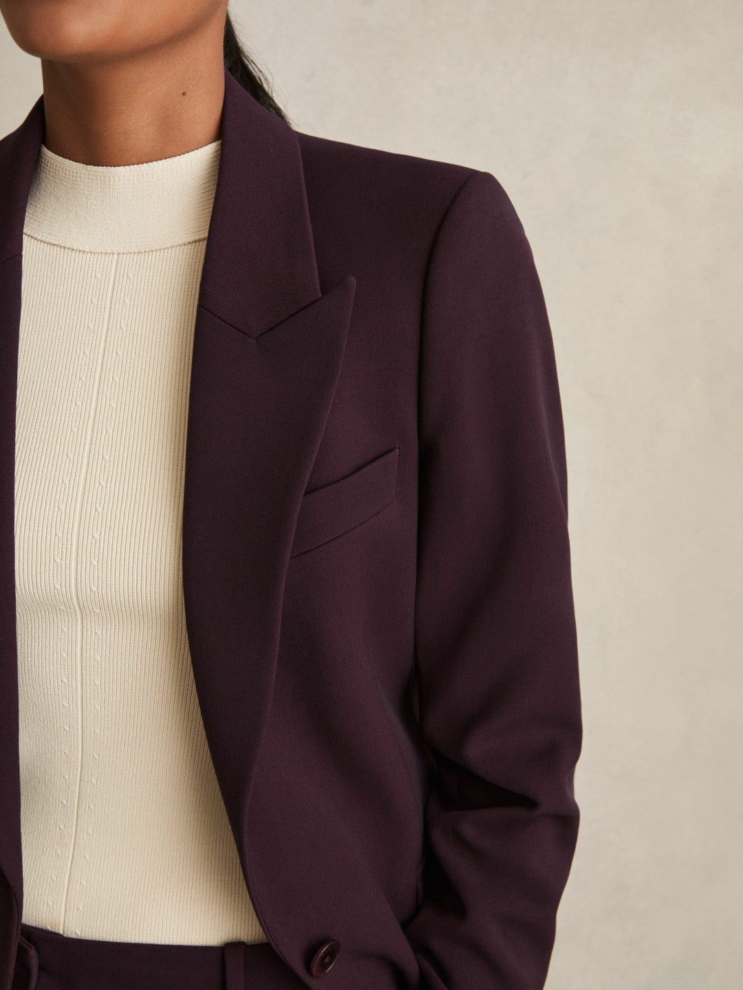 Reiss Petite Tailored Single Breasted Suit Blazer in Berry