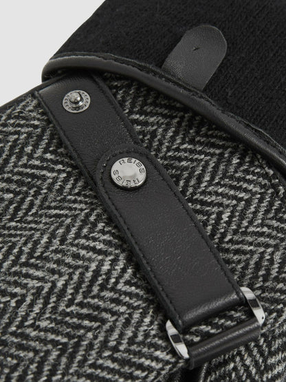 Reiss Leather And Wool-Blend Herringbone Gloves in Black