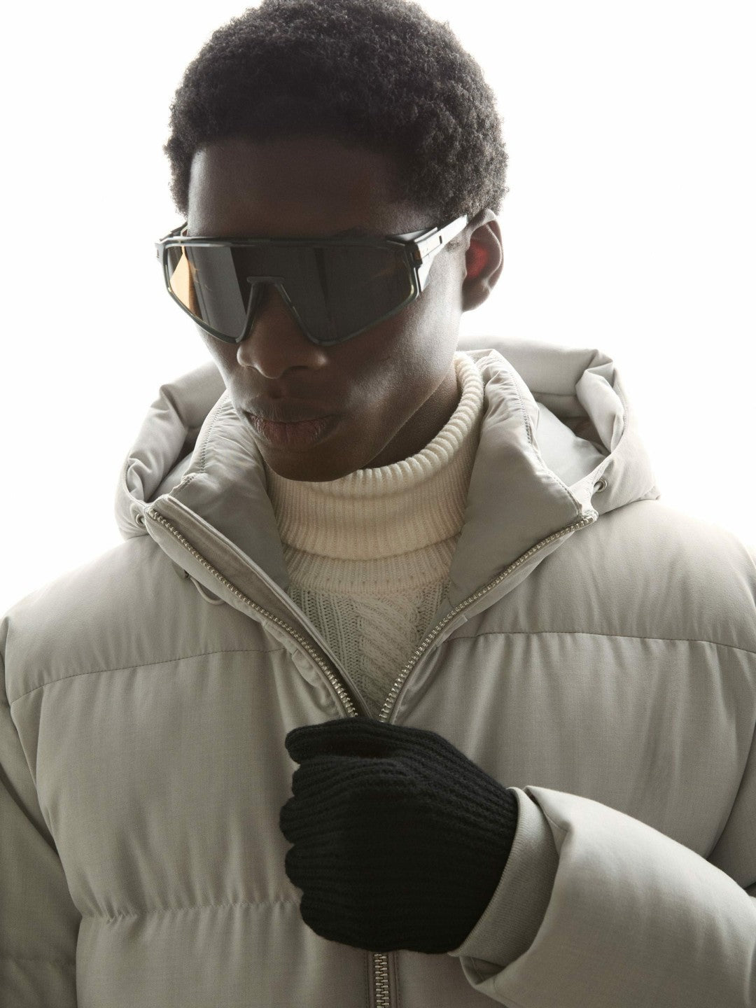 Reiss Ribbed-Merino Touchscreen Gloves in Black