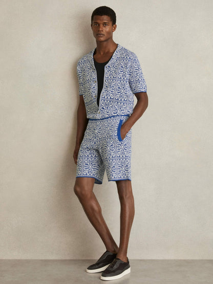 Reiss Tile Pattern Knit Shorts in Blue/White