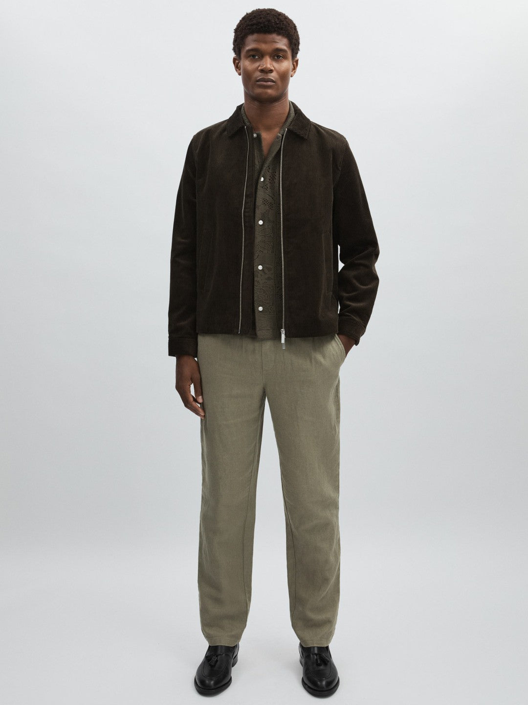 Reiss Les Deux Drawstring Trousers in Green/Ivory