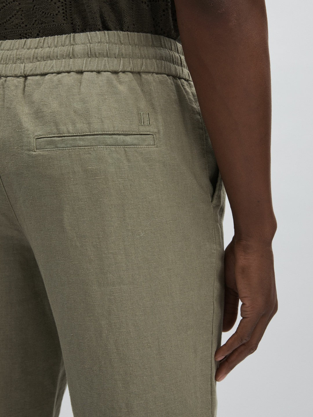 Reiss Les Deux Drawstring Trousers in Green/Ivory
