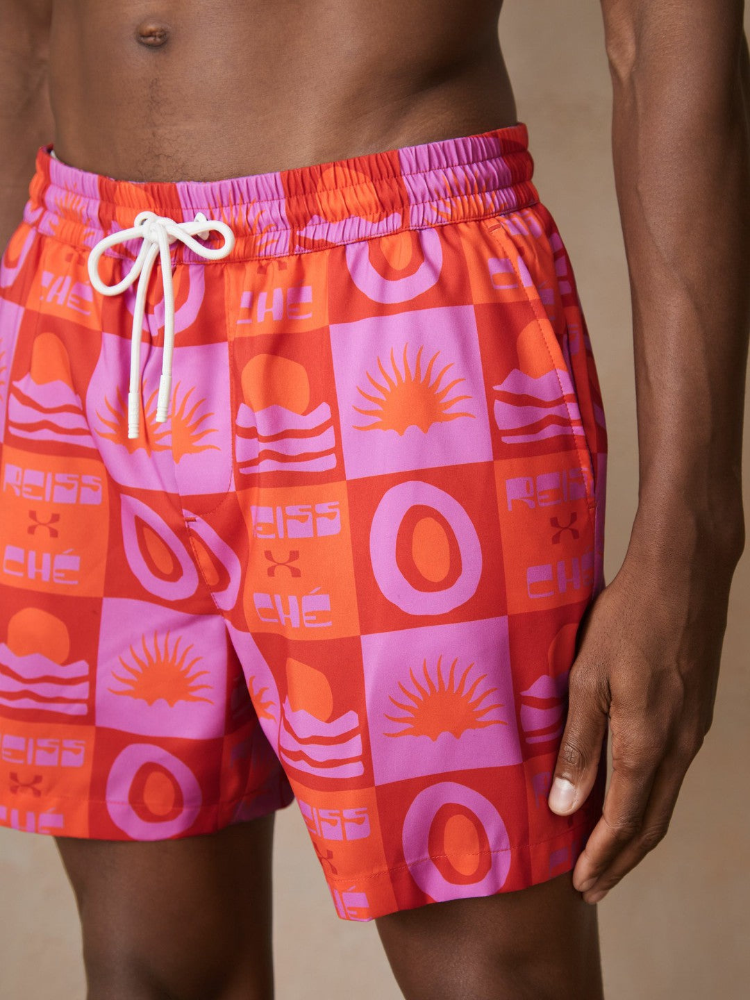 Reiss | Ché Sunset-Print Swim Shorts in Orange/Pink
